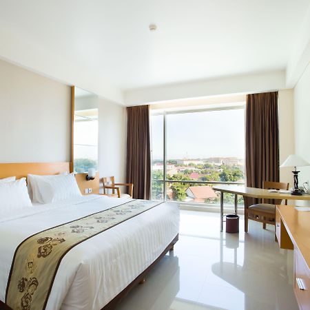 Golden Palace Hotel Lombok Mataram Luaran gambar