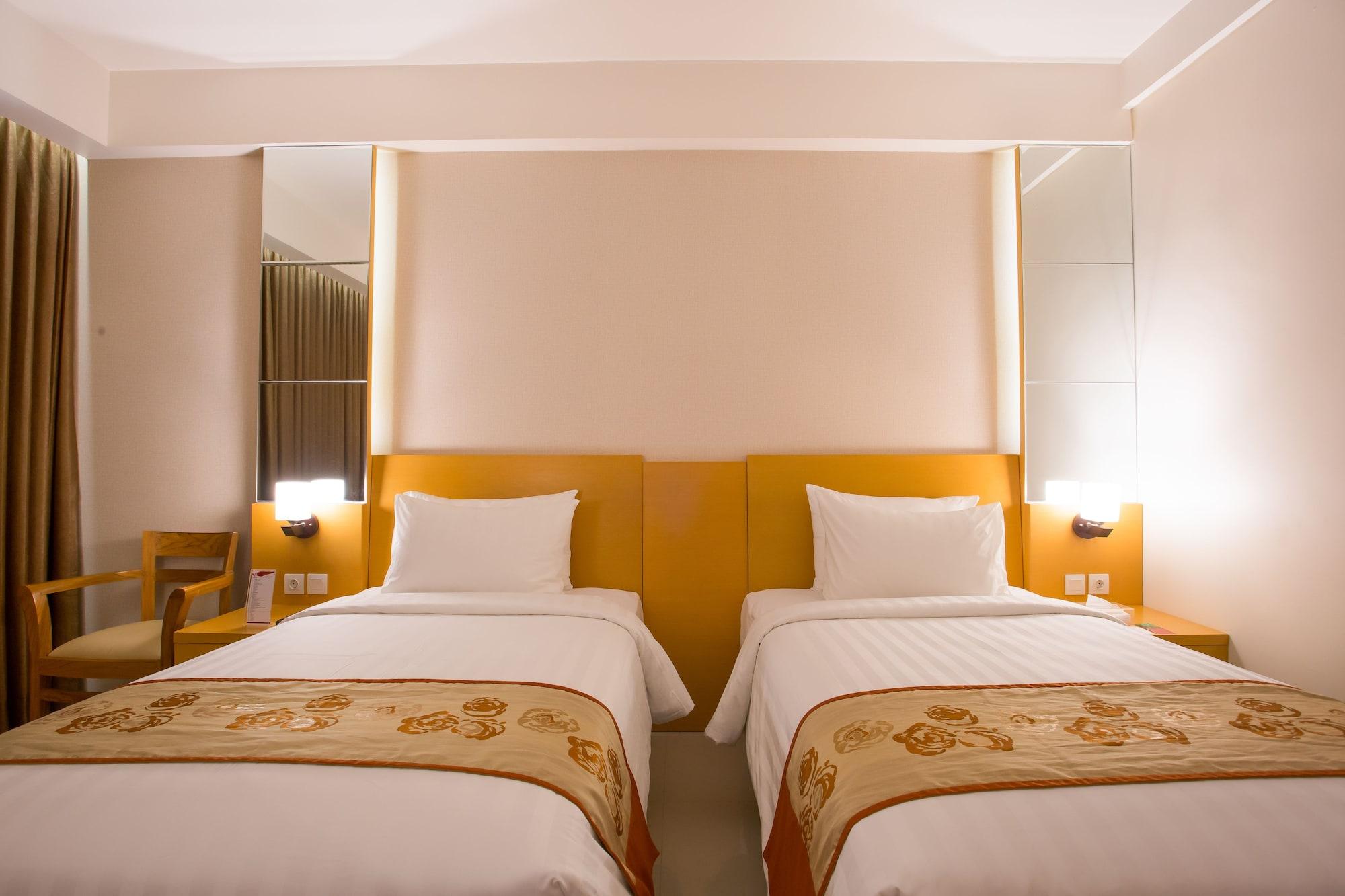 Golden Palace Hotel Lombok Mataram Luaran gambar