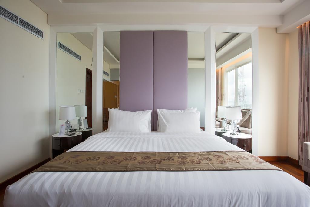 Golden Palace Hotel Lombok Mataram Bilik gambar