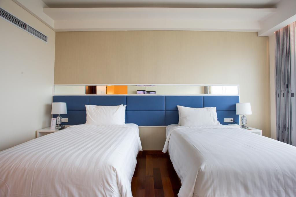 Golden Palace Hotel Lombok Mataram Bilik gambar