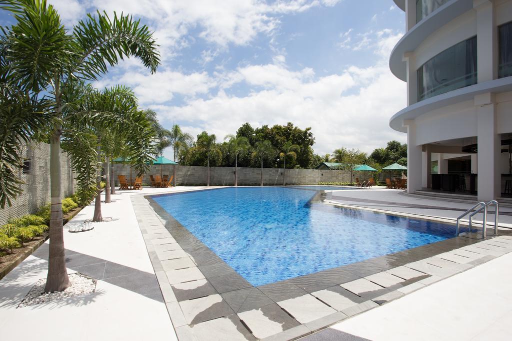 Golden Palace Hotel Lombok Mataram Luaran gambar